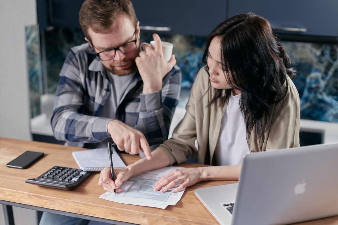 自管养老金 SMSF 设立资格、受托人义务与居民身份 —— 墨尔本布里斯班华人会计